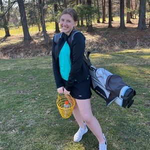 Meet your Posher, Cassandra